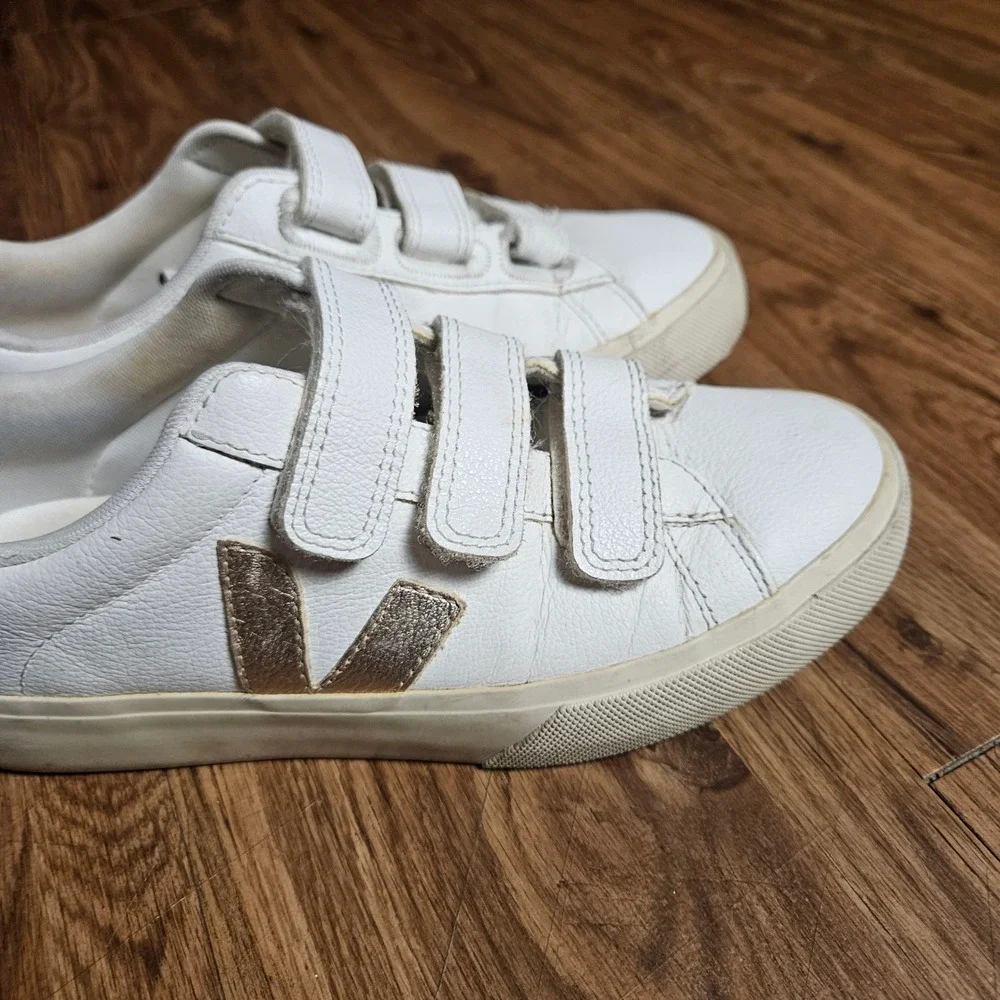Veja Recife Logo Chromefree Sneakers 6.5 White Platine Triple Strap Soft Girl